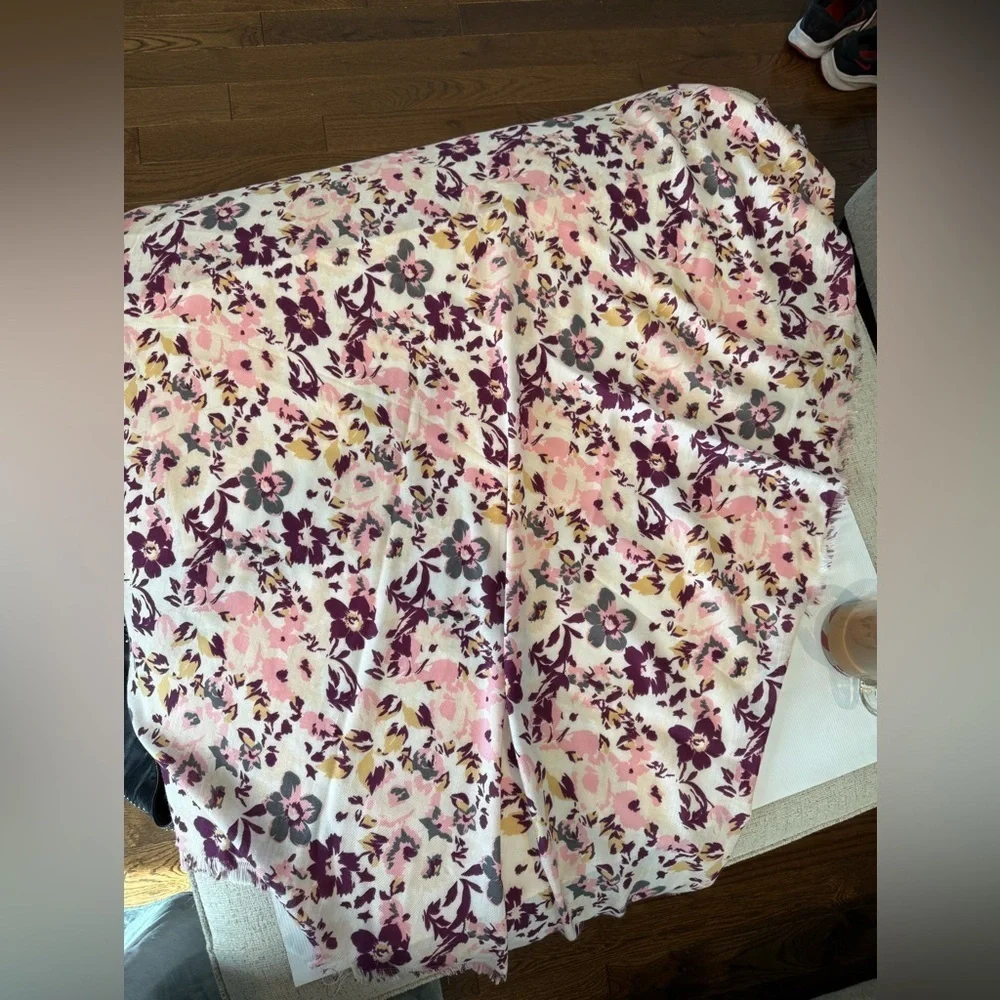 Beautiful Floral Print Women's Shawl Wrap Scarf